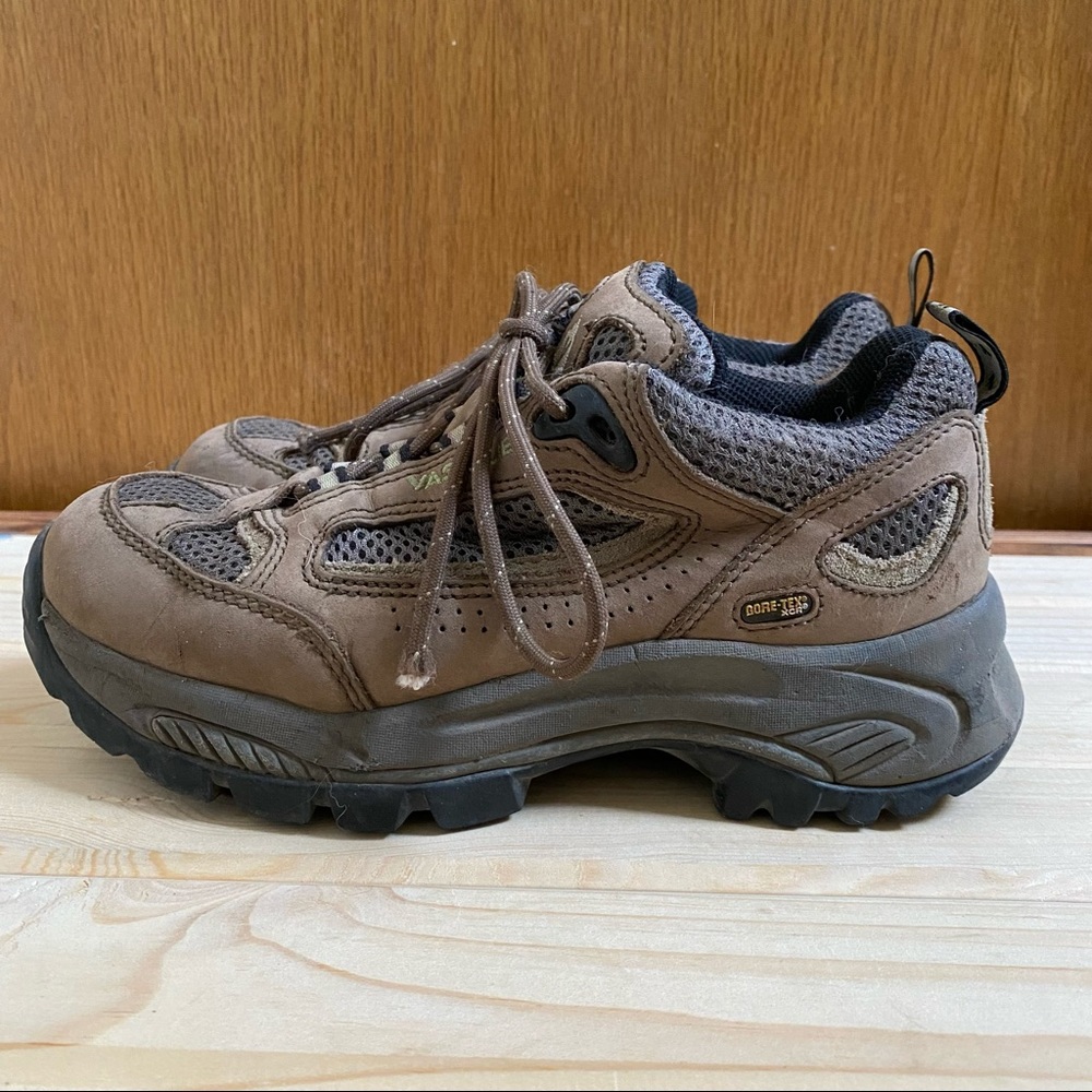 VASQUE • “Breeze Low GTX” Goretex Leather Hiking Boots - Size 7 - Picture 4 of 16